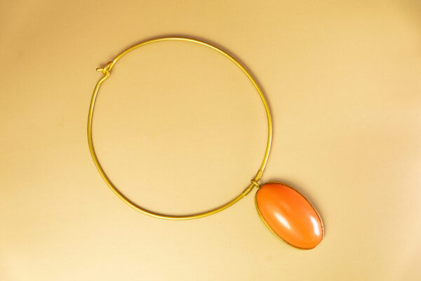 Amber Drop Brass Pendant Choker - Image 2