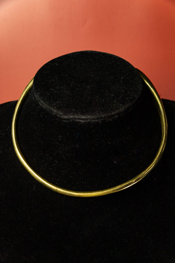 Sanaa Brass Collar Necklace - Image 2