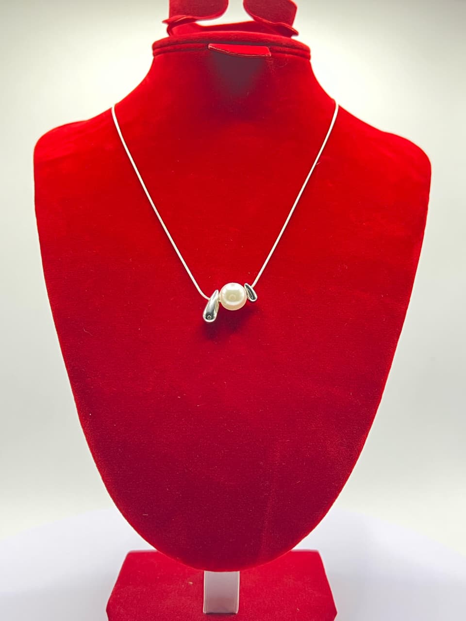 Pearl Whisper Necklace